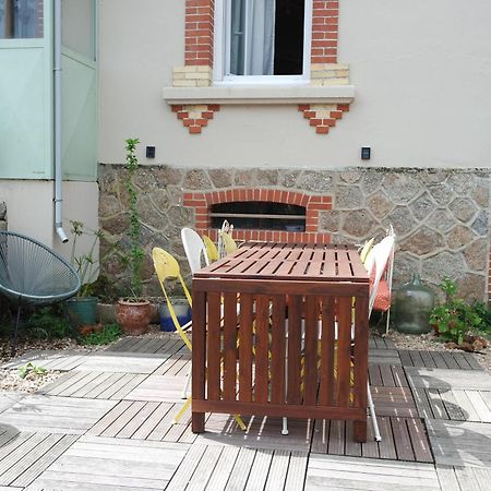 Issy-l'Eveque Domaine Du Pavillon Gite 15 Personnes מראה חיצוני תמונה