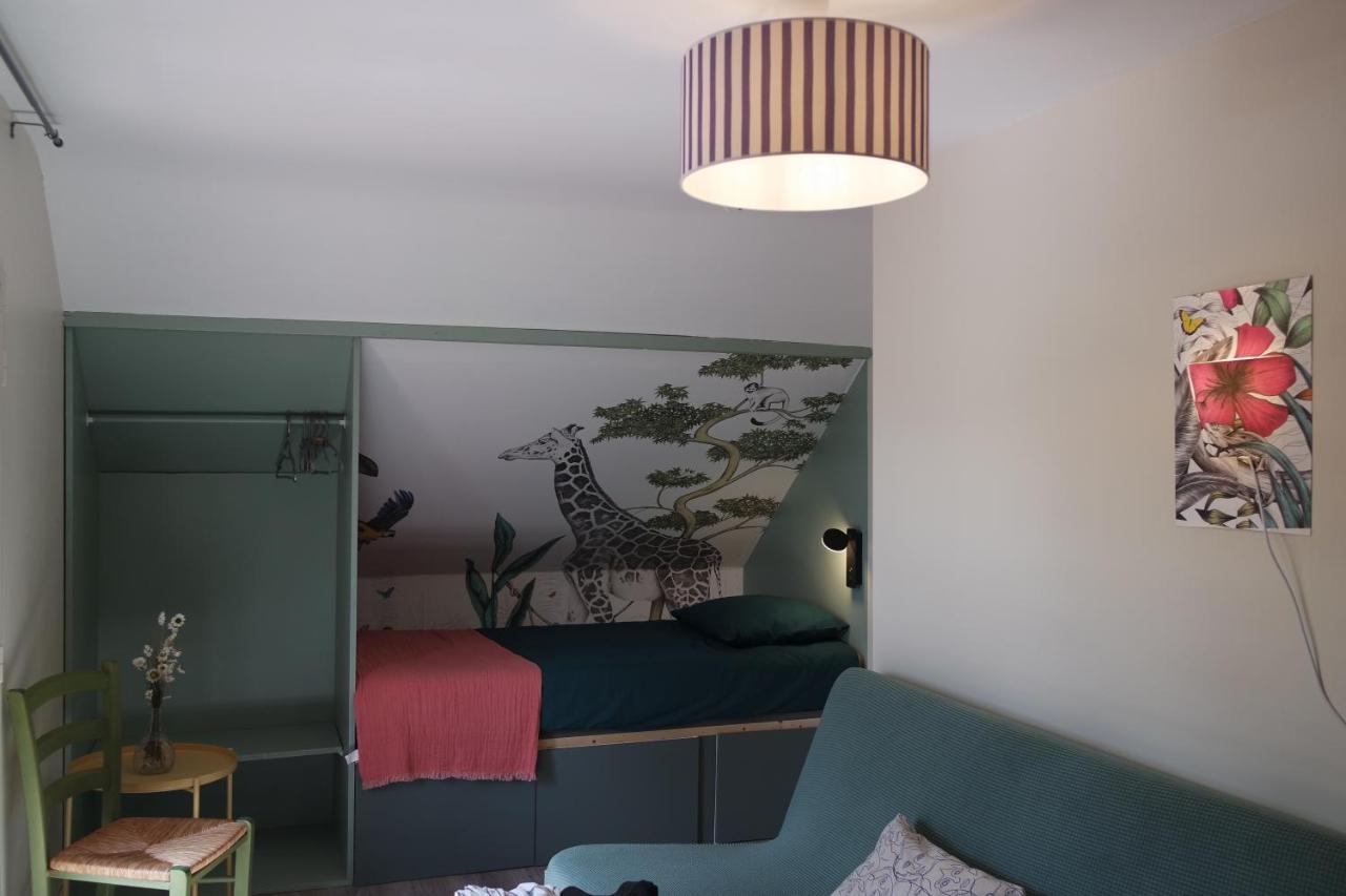Issy-l'Eveque Domaine Du Pavillon Gite 15 Personnes מראה חיצוני תמונה