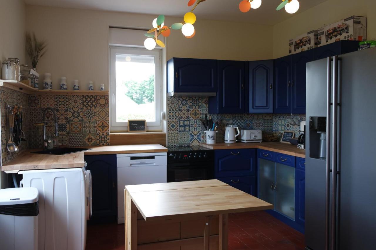 Issy-l'Eveque Domaine Du Pavillon Gite 15 Personnes מראה חיצוני תמונה