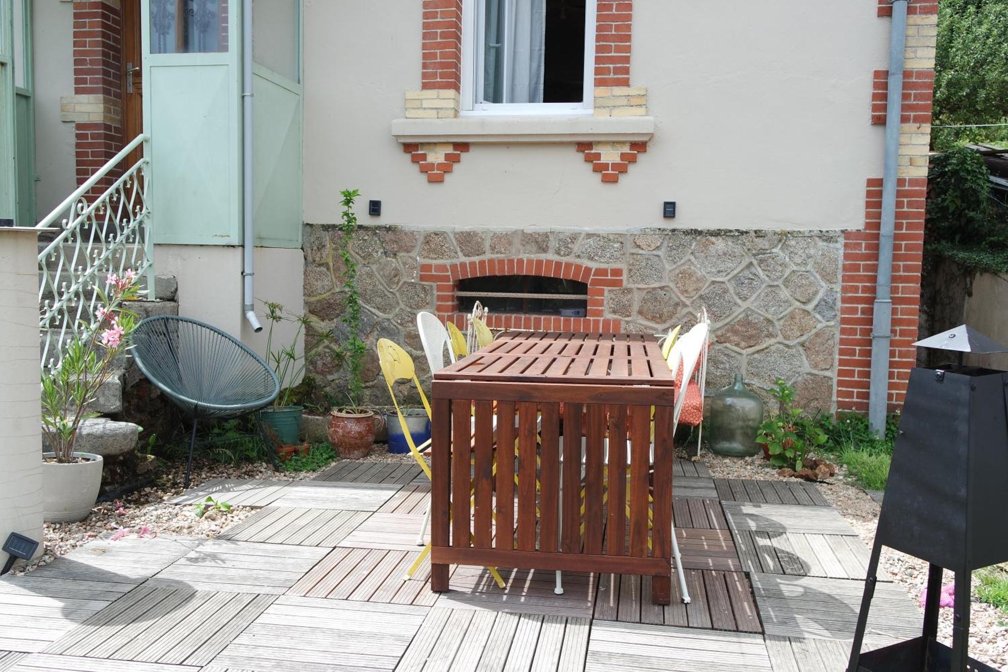 Issy-l'Eveque Domaine Du Pavillon Gite 15 Personnes מראה חיצוני תמונה