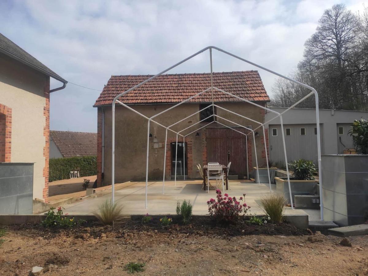 Issy-l'Eveque Domaine Du Pavillon Gite 15 Personnes מראה חיצוני תמונה